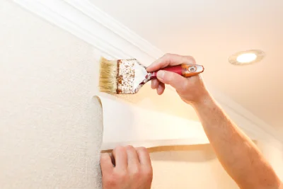 Pose de papier peint à Roffey — revêtements muraux et toiles de verre
